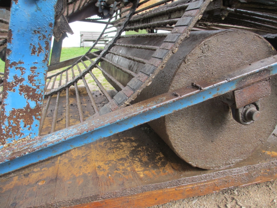 3632 Asa-Lift onion windrower 135 cm 1 web