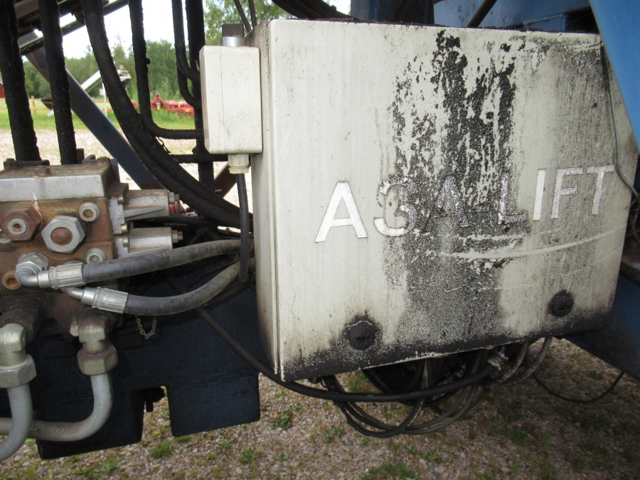 3640 Asa-Lift carrot harvester T-200 2 row with elevator