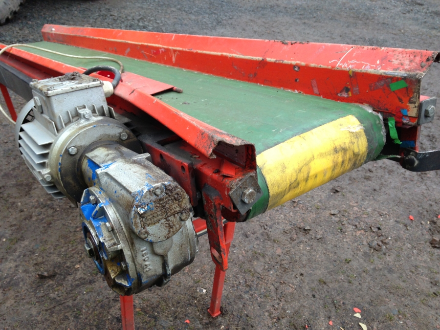 3673 EKKO conveyor 2400x300 mm