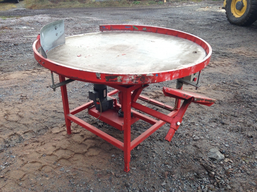 3676 EKKO roterande packbord, påsbord 135 cm