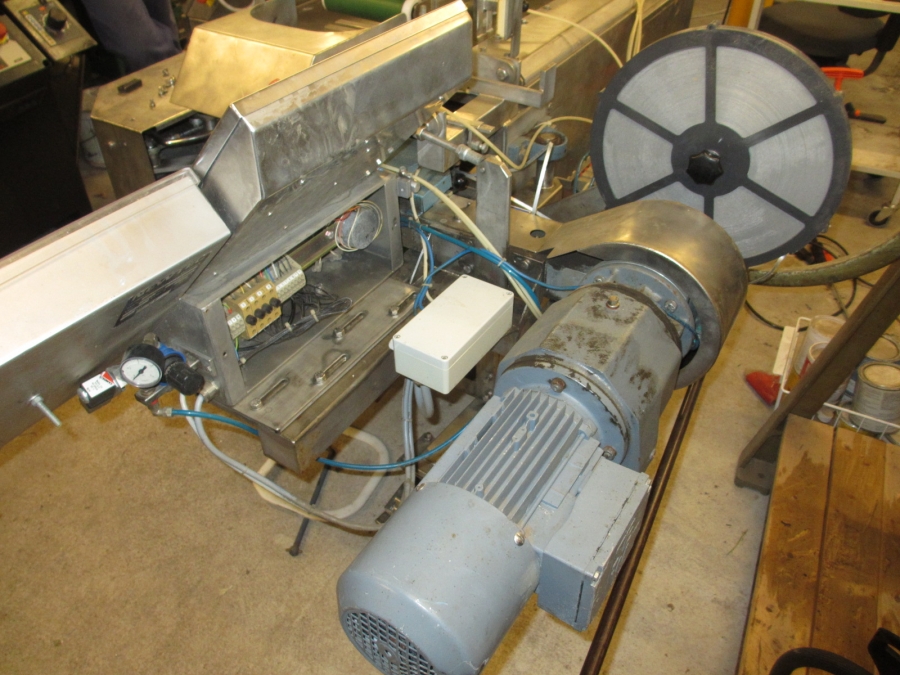 3700 Newtec HC 30 nätpack
