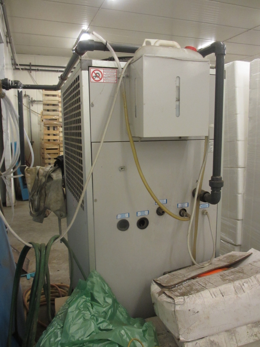 3704 Euroklimat Hydro cooler 