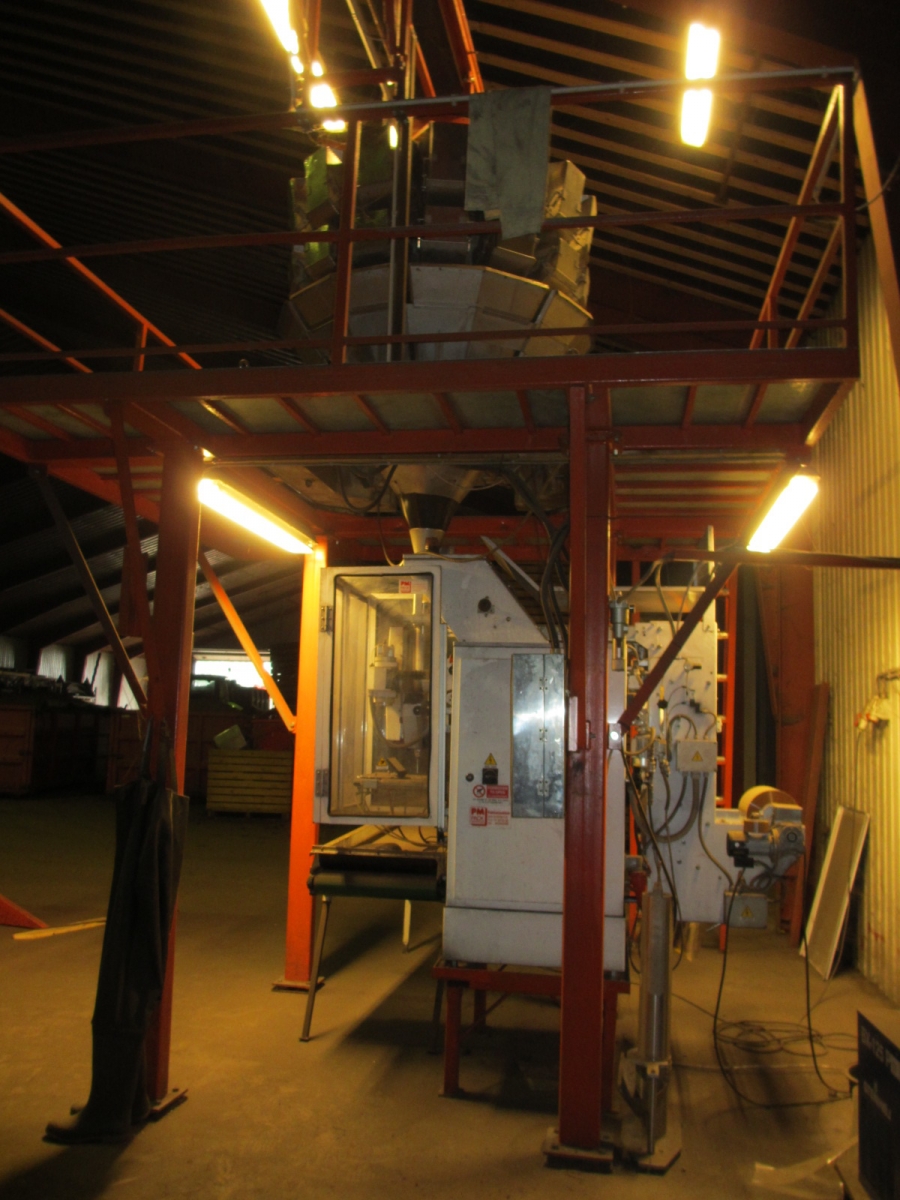3708  Ishida multivåg med vertikalpack 14 head