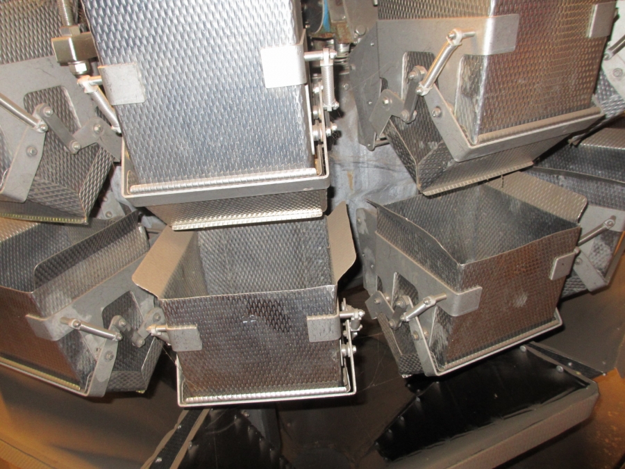 3708  Ishida multivåg med vertikalpack 14 head