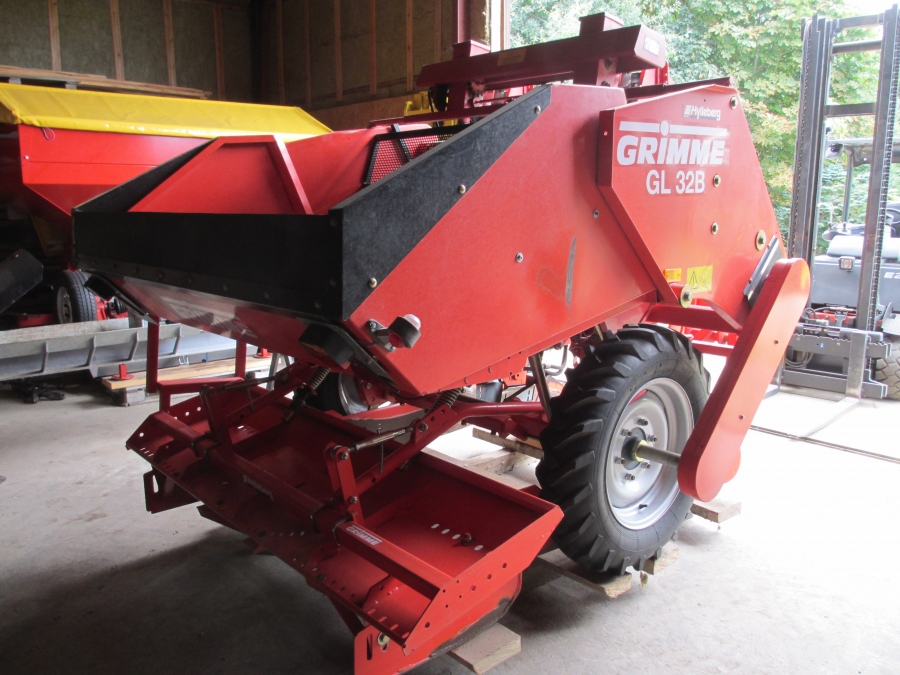 3716 Grimme GL32B potatissättare 2 rad