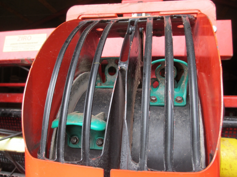 3716 Grimme GL32B potatissättare 2 rad