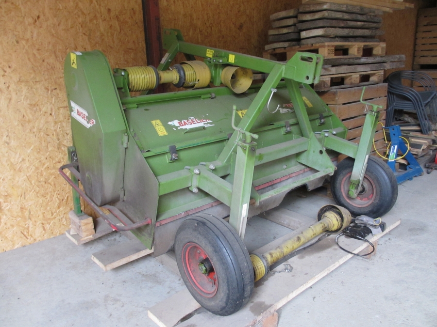 3717 Baselier blastkross 2 rad
