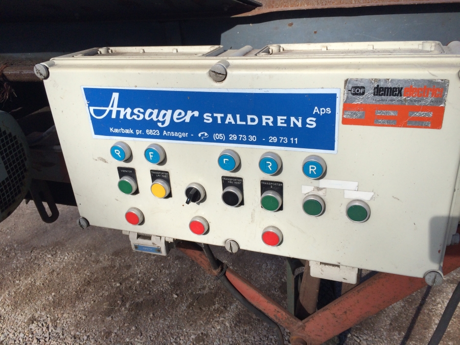 3735 Ansager Hallenvuller elevator förderband