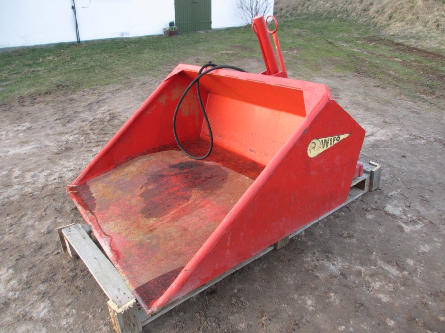 3758 WIFO truckskopa hydraulisk för potatis