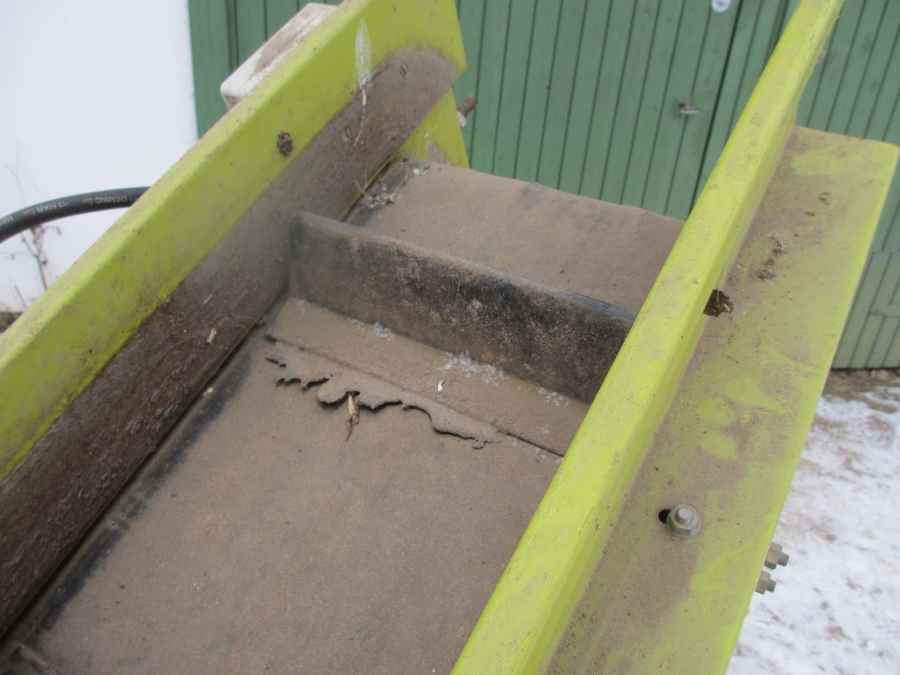 3768 Skals elevator conveyor 1800x250 mm