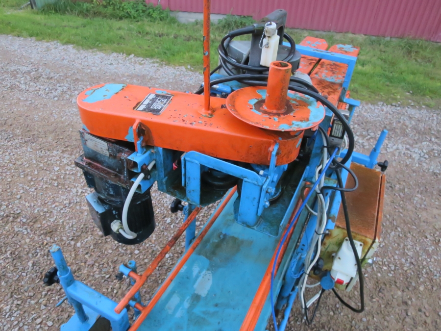 3779 EMVE sewing line with Newlong stitcher