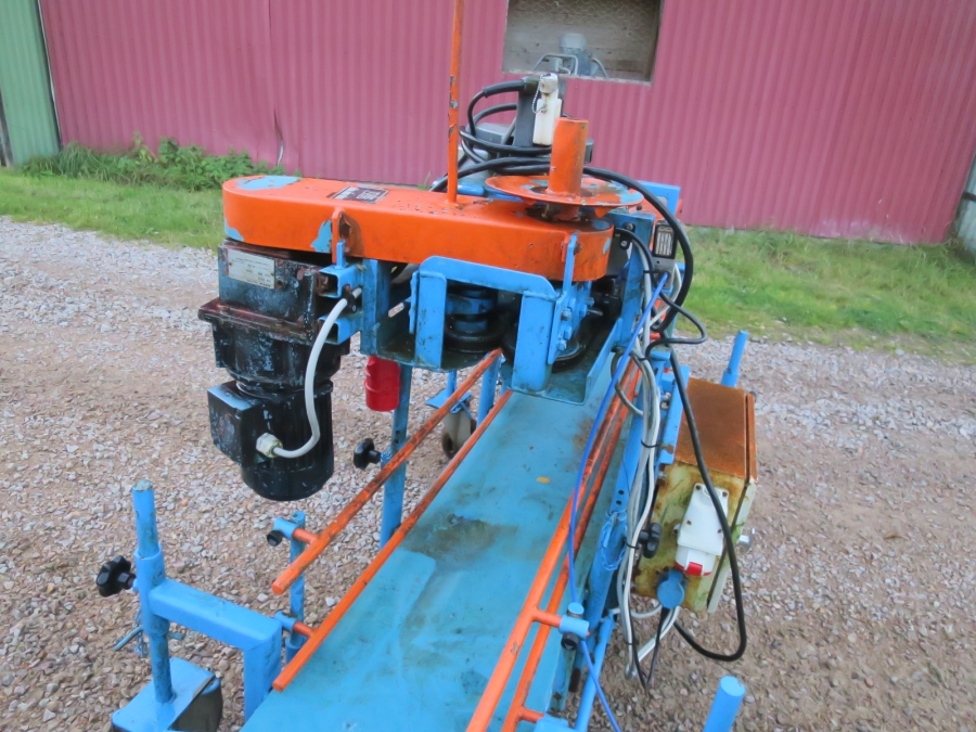 3779 EMVE sewing line with Newlong stitcher