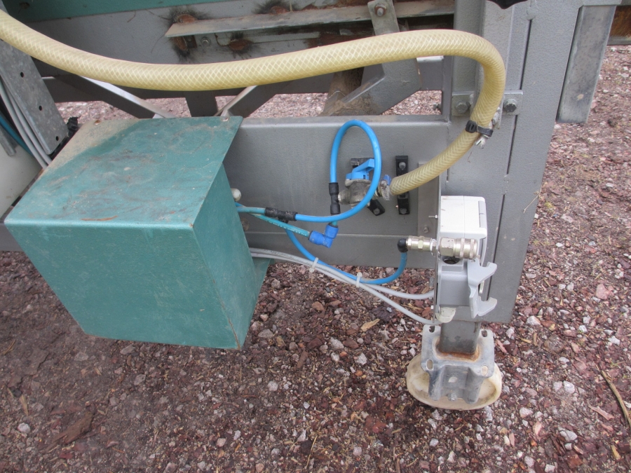 3806 Propak Netz und Papier Verschliessmaschine