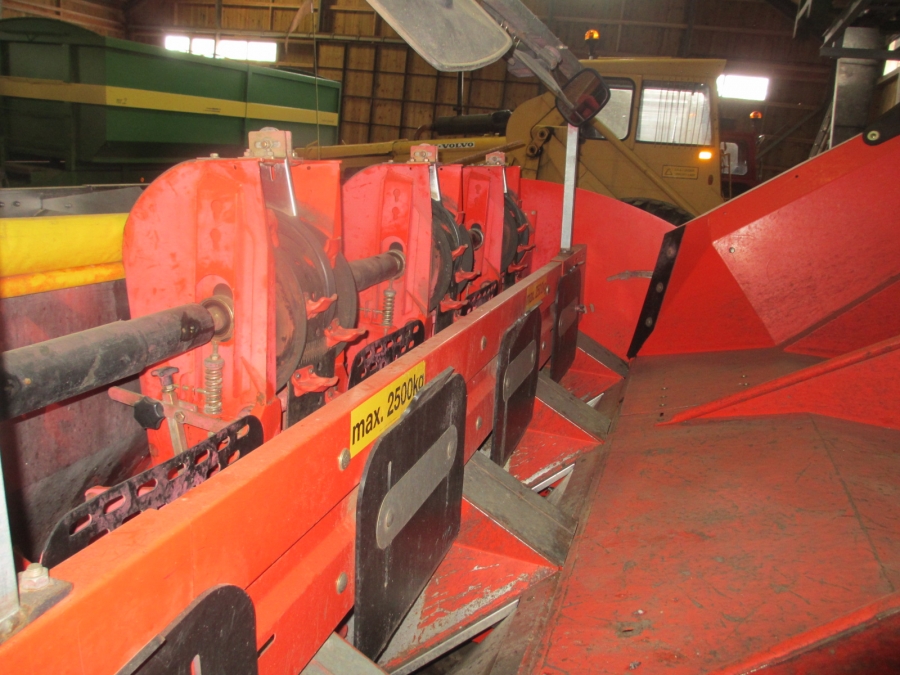 3811 Grimme GL34 Z sättare med gödselaggregat