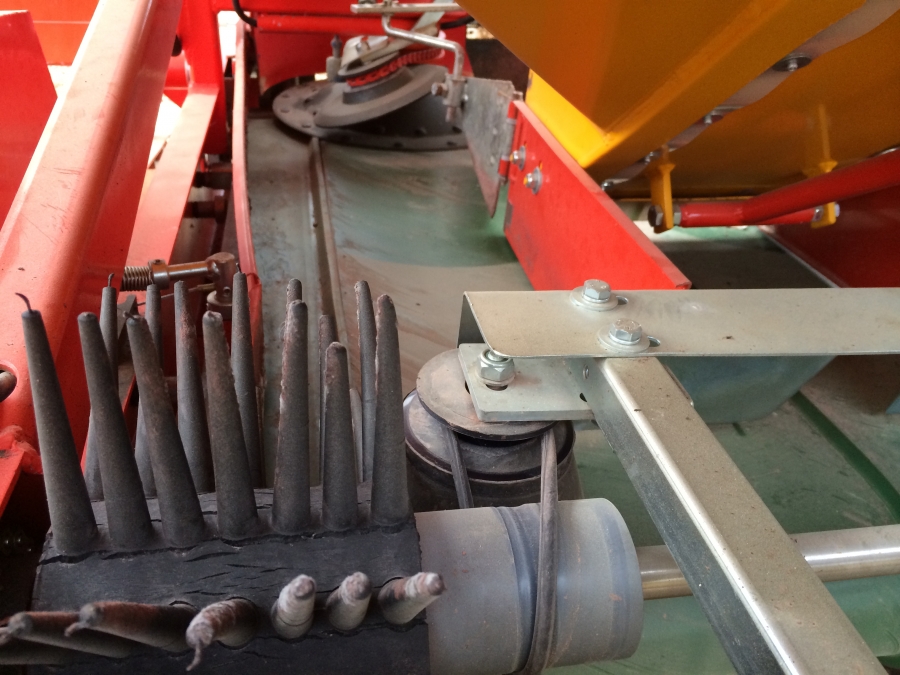 3812 Koningsplanter potatissättare AP275