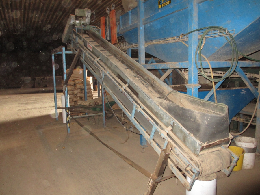 3876 EMVE / Compas washing line