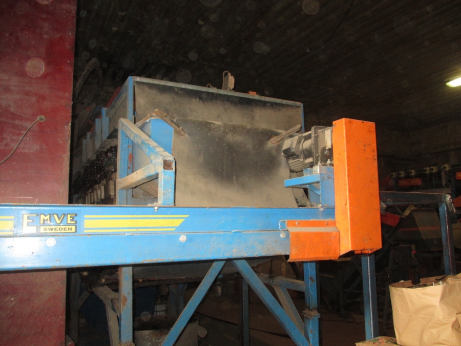 3876 EMVE / Compas washing line