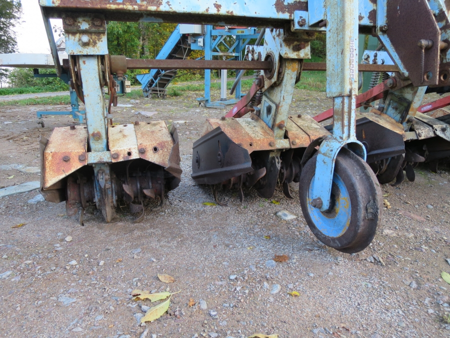 3890 Badalini Row rotary cultivator 4 row