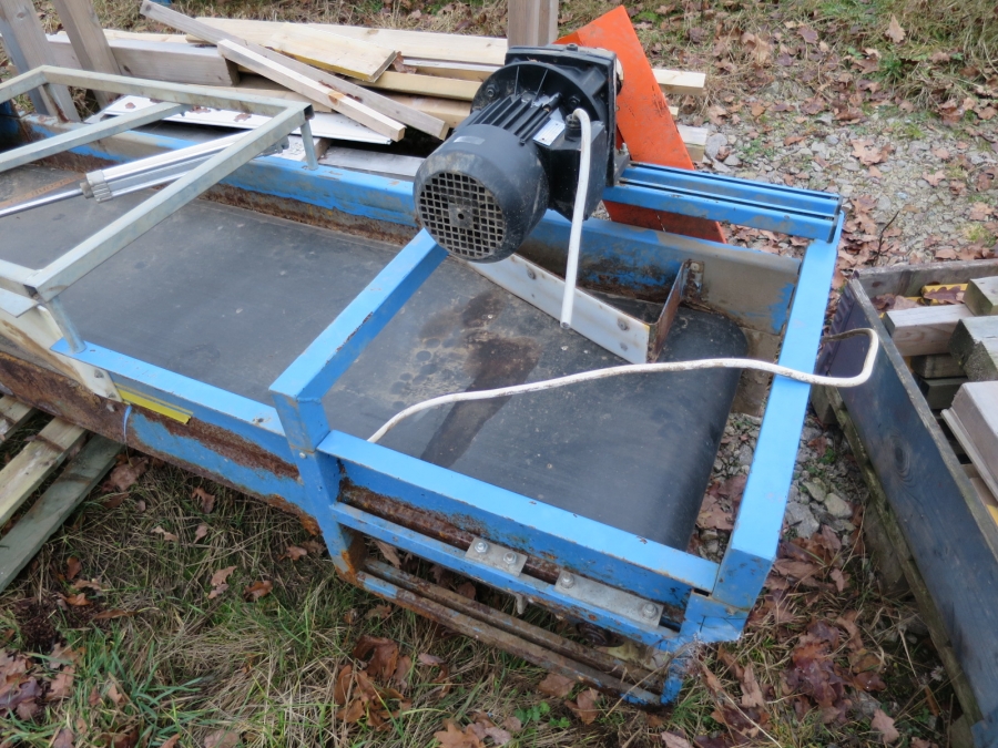 3923 EMVE Förderband 2700x550 mm