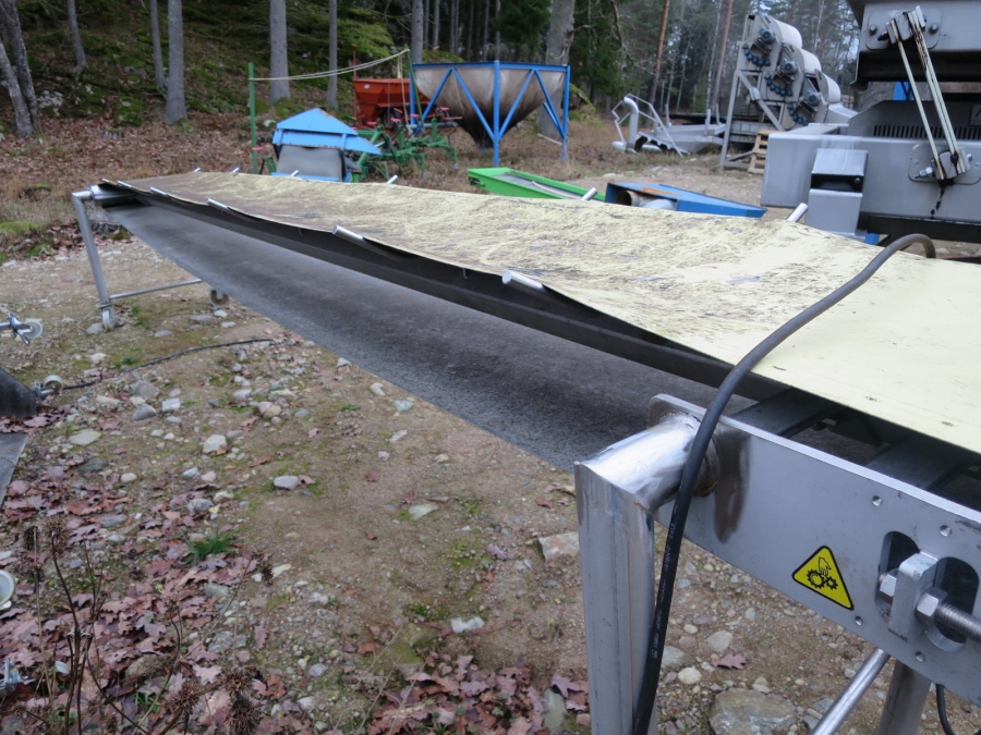3933 Conveyor stainless steel 4900x450 mm