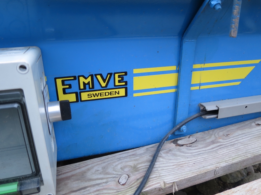 3948 EMVE elevator 1500x300 mm new condition