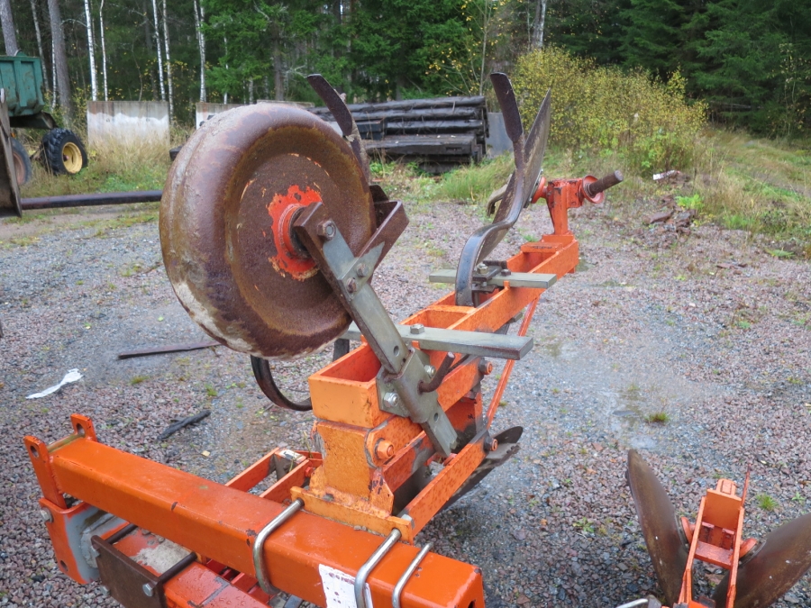 3964 Checchi & Magli tallrikskup 4 rad