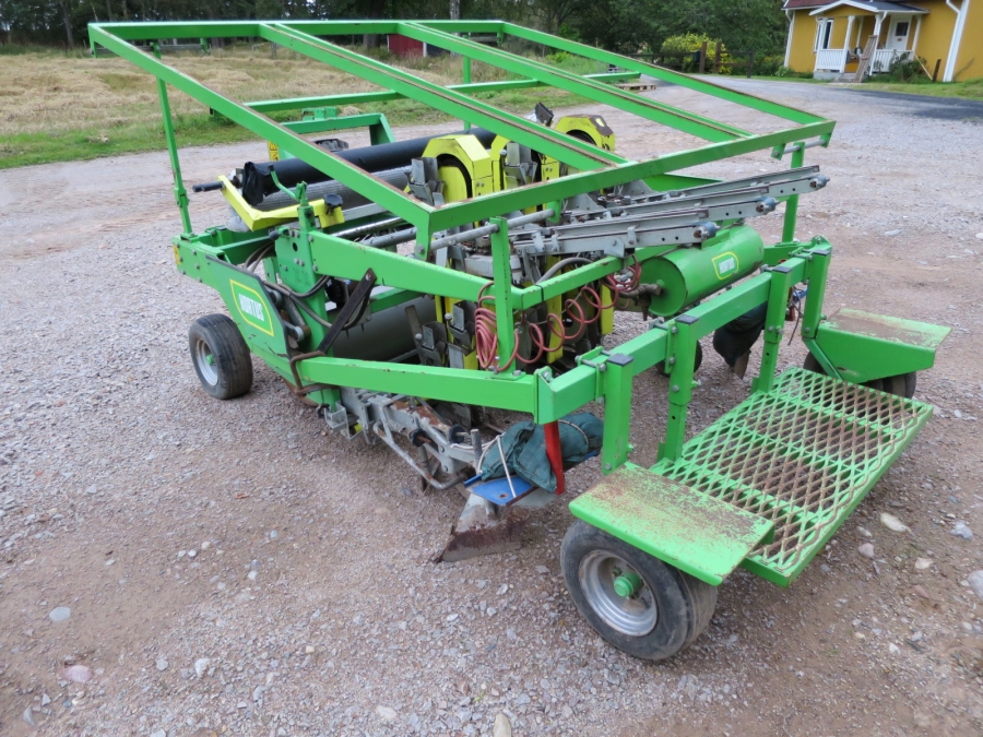 3974 Hortus planteringsmaskin 3 rad