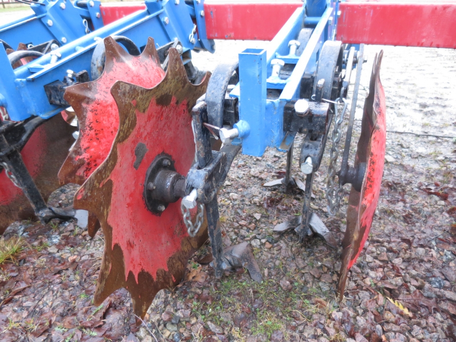 3981 Hatzenbichler row crop cultivator 9 row