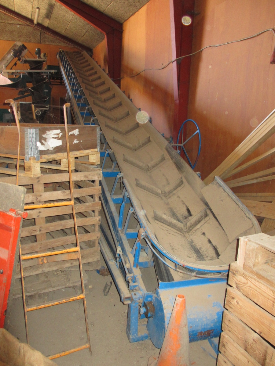 4028 Elevator / Inläggare 10000x800 mm skålat