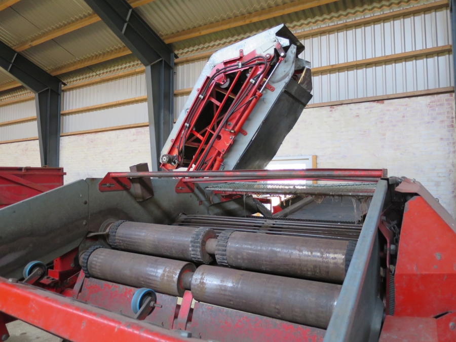 4042 Kverneland Underhaug 2200 onion loader