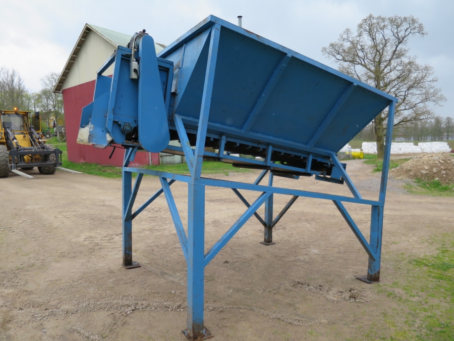 4070 EMVE Binge med bottentransportör