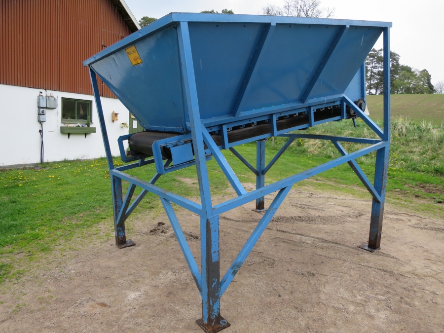 4070 EMVE Binge med bottentransportör