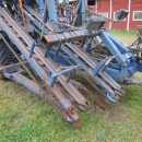 4426 Asa-Lift T200 carrot harvester with elevator 