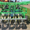 4610 Hortech TRE 190 transplanter for cubic plants