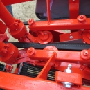 4692 Dewulf P3K carrot harvester with elevator