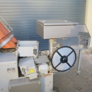 5025 C-Pack VAC 929 Net clipper automatic net bagger
