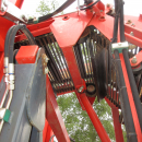 5287 Dewulf GBC carrot harvester with bunker