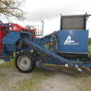5501 Asa-Lift carrot harvester T90B with bunker