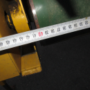 5676 Tong Peal feeding bunker