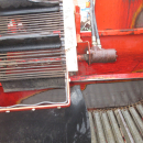 5741 Simon carrot harvester 1 row with bunker