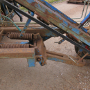 5940 Asa-Lift carrot harvester with roller table