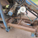 5940 Asa-Lift carrot harvester with roller table