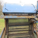 5940 Asa-Lift carrot harvester with roller table
