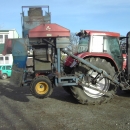 3766 Asa-lift T-10B carrot harvester mounted with bunker