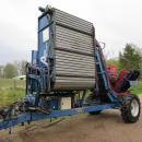 4073 Asa-Lift carrot harvester T-120B with bunker