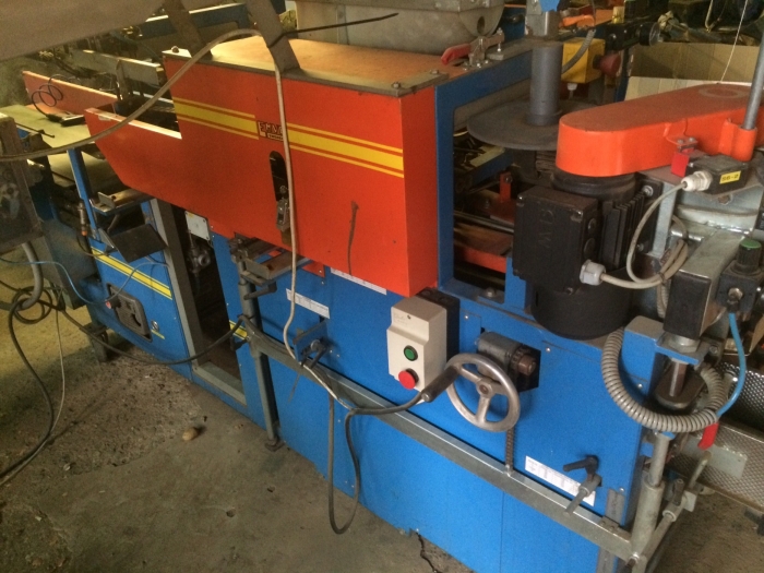4585 EMVE BE5000 paper bagger
