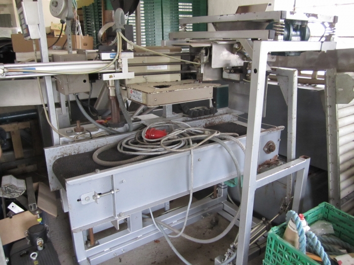 3126 MANTER plastic bagger with LOCKWOOD 8 scale multi Weigher