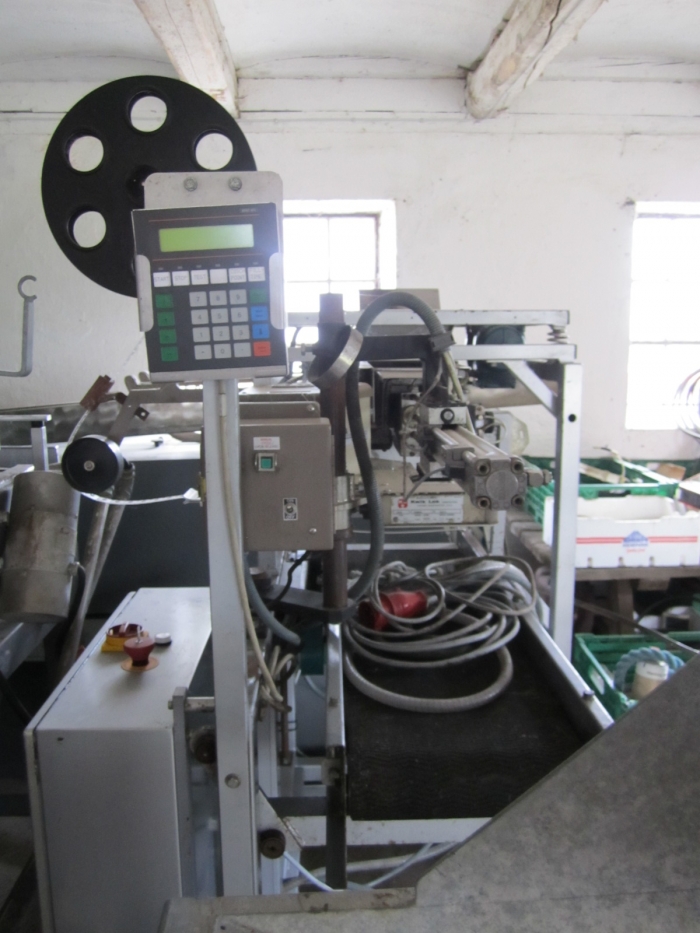 3126 MANTER plastic bagger with LOCKWOOD 8 scale multi Weigher