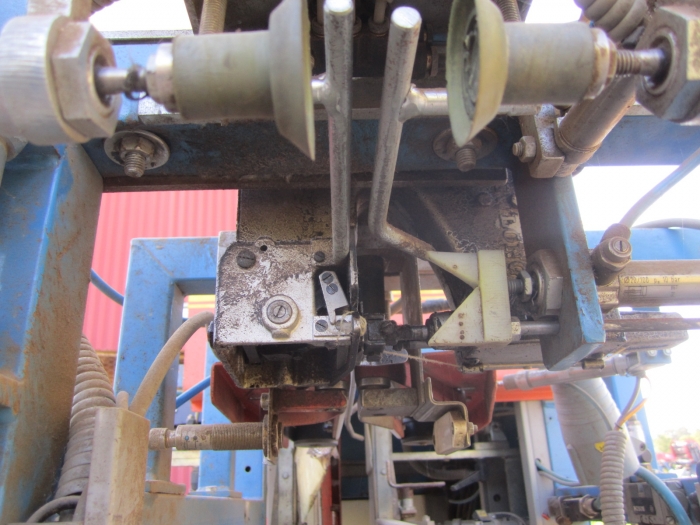 3187 EMVE 3000 potato paper bagger