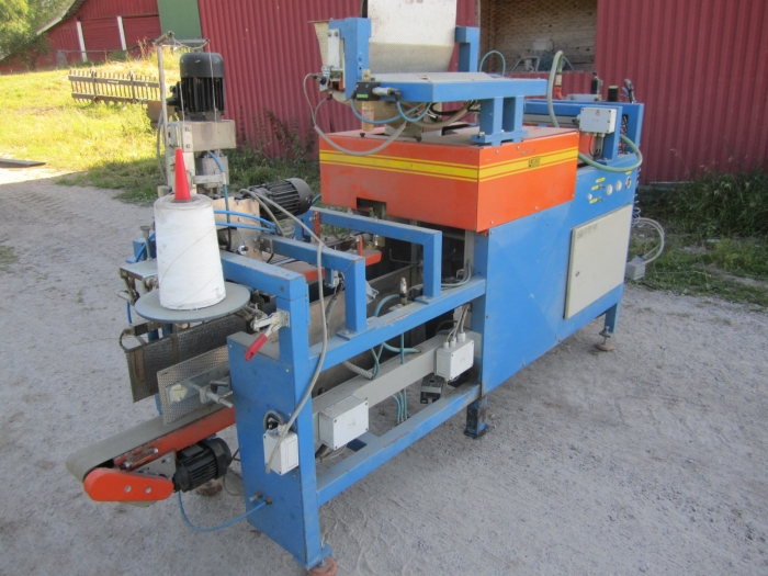 3187 EMVE 3000 potato paper bagger